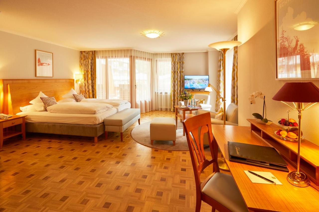 Erfurths Bergfried Ferien & Wellnesshotel 欣特察尔滕 外观 照片