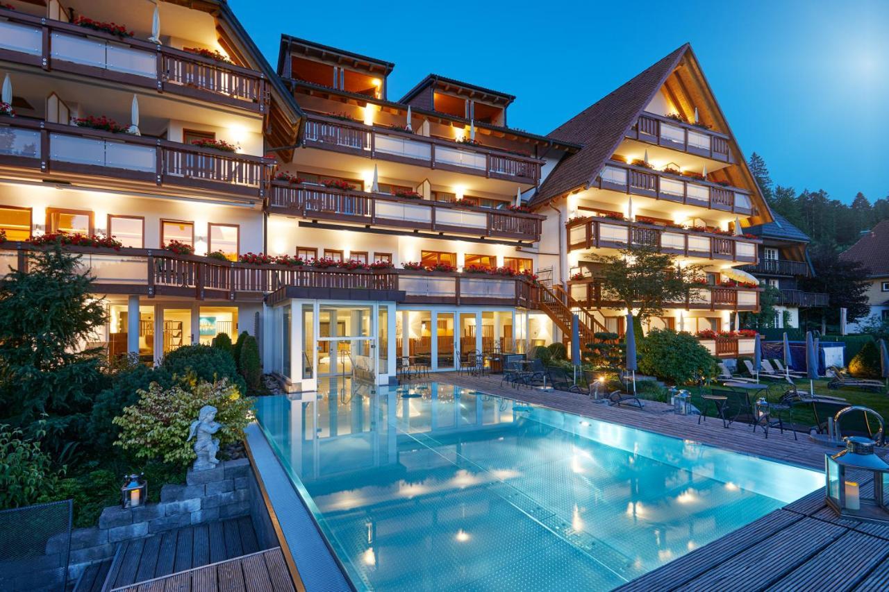 Erfurths Bergfried Ferien & Wellnesshotel 欣特察尔滕 外观 照片