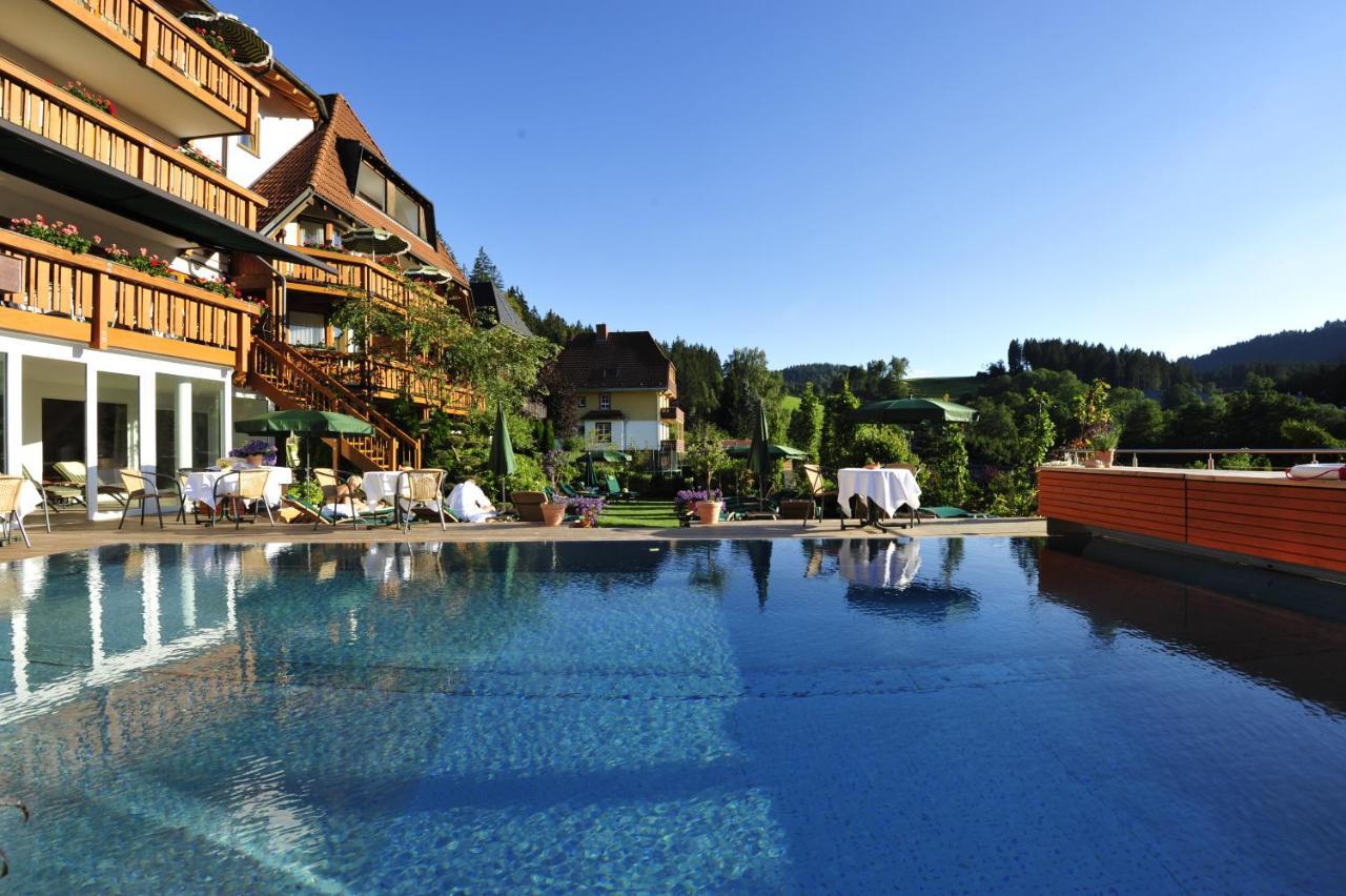 Erfurths Bergfried Ferien & Wellnesshotel 欣特察尔滕 外观 照片